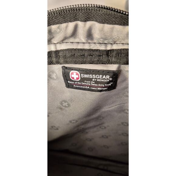 Swiss Gear Wenger padded laptop bag briefcase shoulder strap 18" x 13" black - Picture 8 of 13